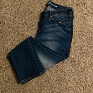 Medium Wash blue jeans